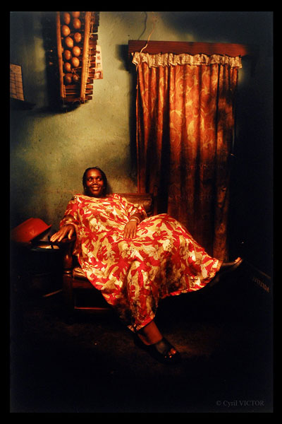 Geraldine Villemain Serie whispers Les Photographiques